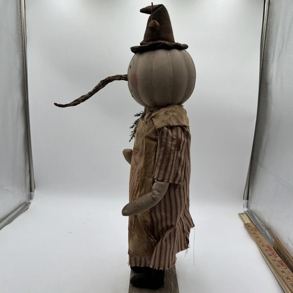 Primitive Folk Art Winter Doll 23